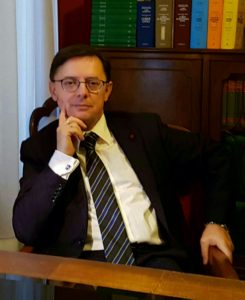 Avv. Franco Colli